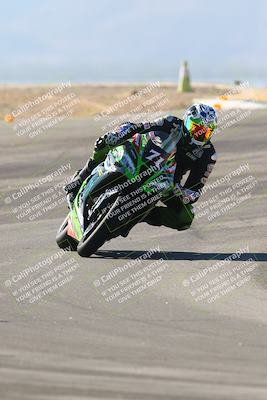 media/Jan-14-2024-SoCal Trackdays (Sun) [[2e55ec21a6]]/Turns 9 and 8 (10am)/